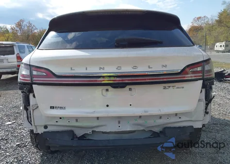 2019 Lincoln Nautilus Reserve from USA, damaged, VIN 2LMPJ8LP6KBL10920